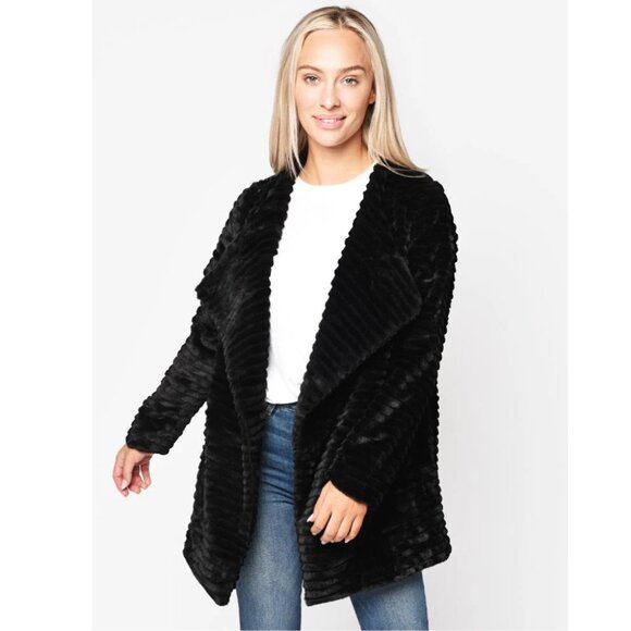 BB Dakota Fab Moment Faux Fur Jacket Black Size Medium - Picture 1 of 14